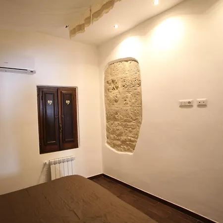 Alojamento de Acomodação e Pequeno-almoço Rifugio Degli Svevi 3*