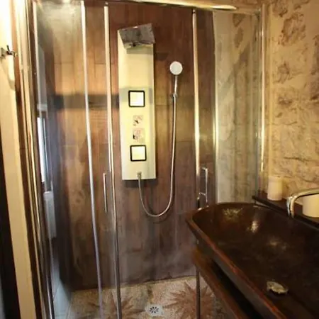 Rifugio Degli Svevi Alojamento de Acomodação e Pequeno-almoço