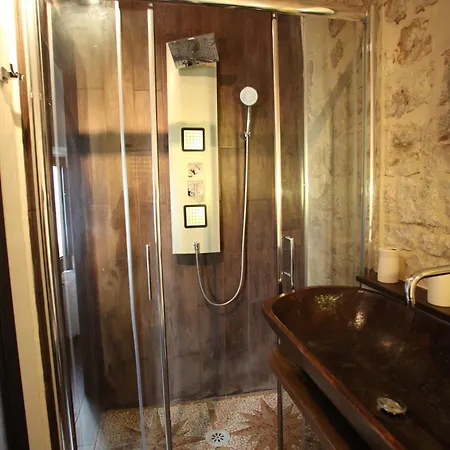 Rifugio Degli Svevi 3* Bari